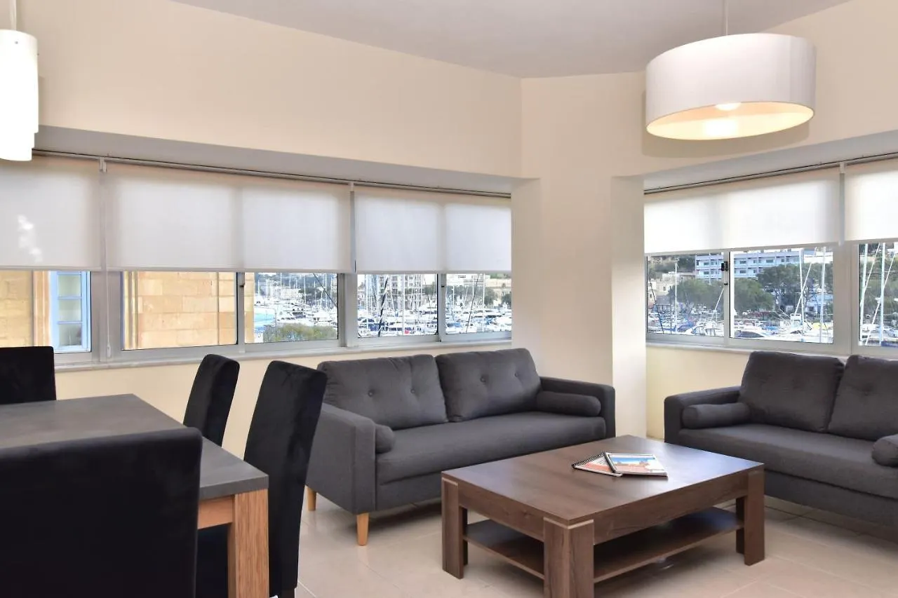 Bright And Spacious 2 Bedroom Apartment With Harbour View - 3 Msida 0*,